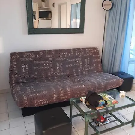 4 Pers. Piscine ,ascenceur Et Parking * אגדה
